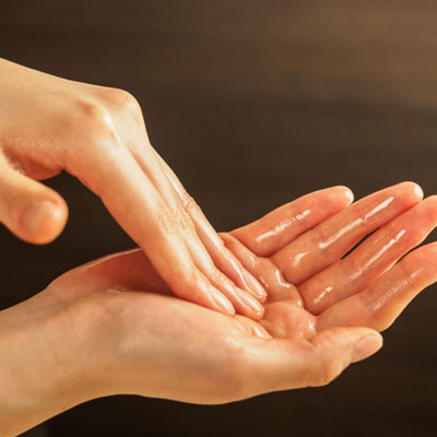 ハンドマッサージ